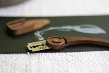 Wire Monkey Goose Lame or Grignette