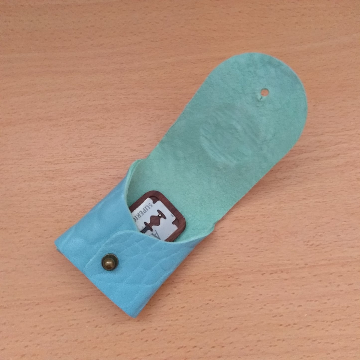 Wire Monkey Poco Lame